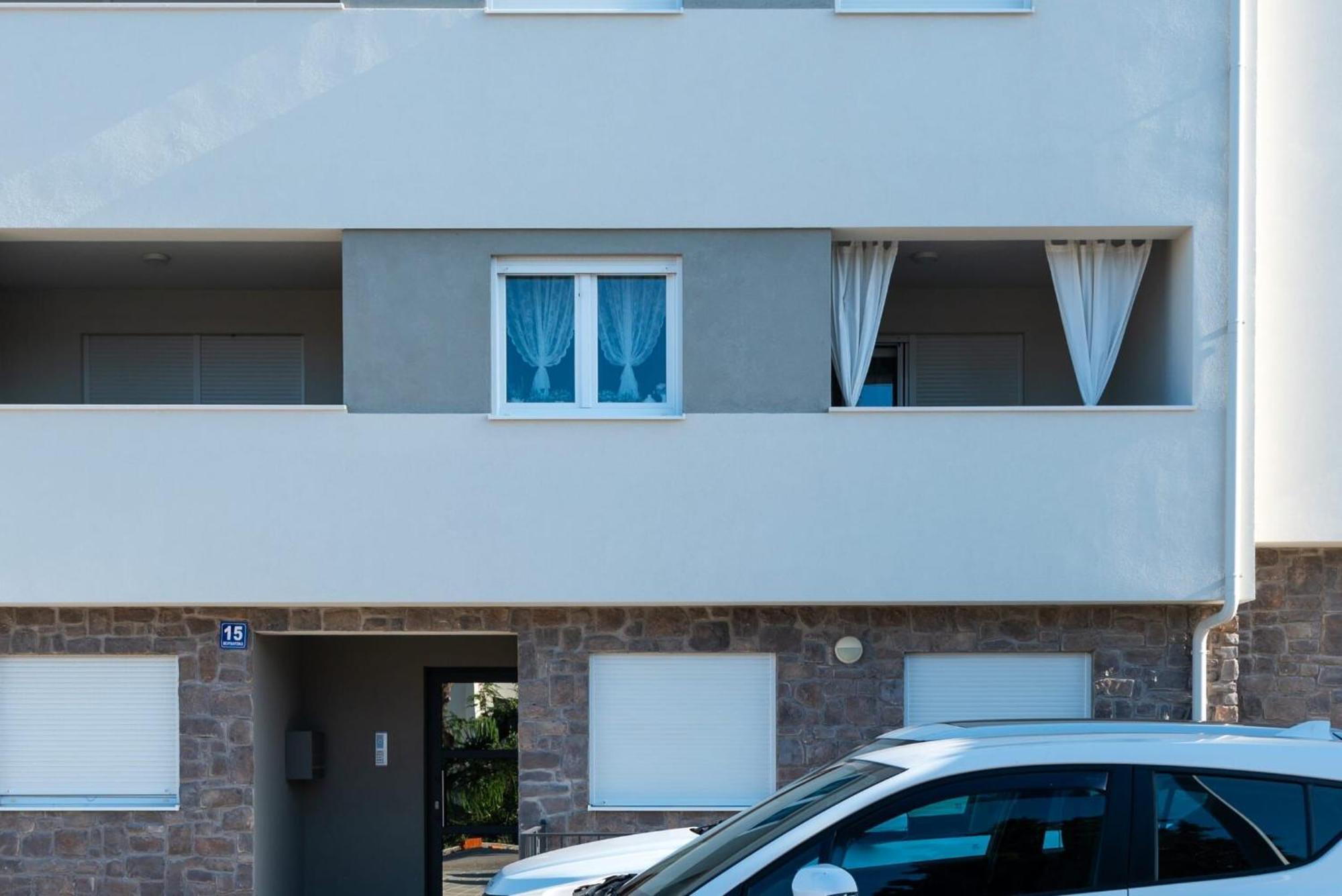 Apartment Apartman Mia ブロダリツァ エクステリア 写真